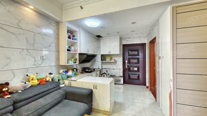 湾田国际二手房实景图