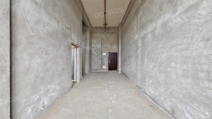 隆鑫爱琴海四期二手房实景图