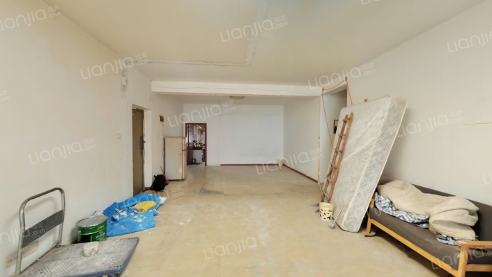 棕南华苑二手房实景图