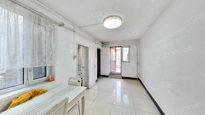 石佛营东里105号院二手房实景图