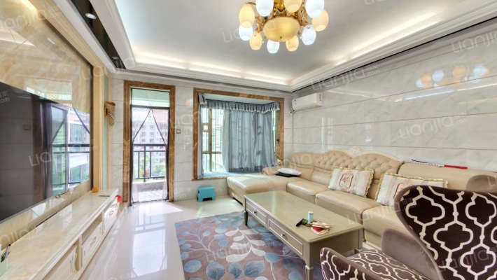 金河湾二期二手房实景图