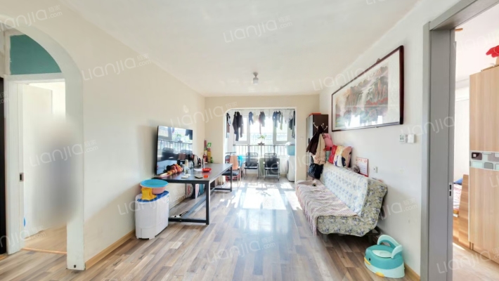 纷辰苑二手房实景图