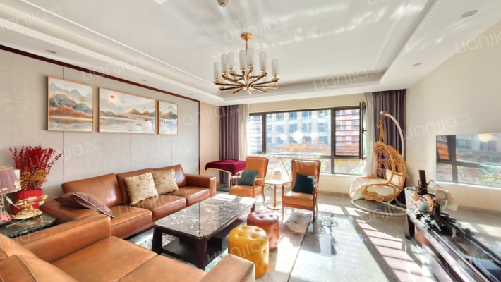 京投银泰琨御府二手房实景图