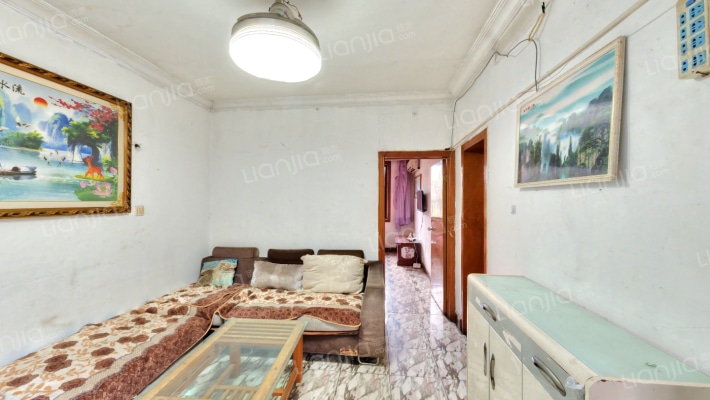 解放路一段150号二手房实景图