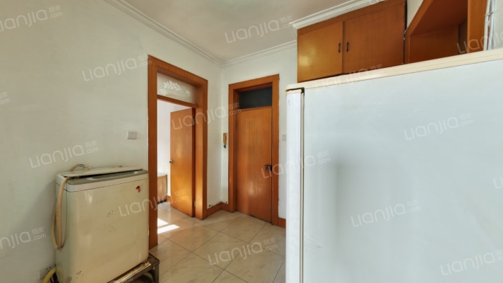 市环保局宿舍二手房实景图