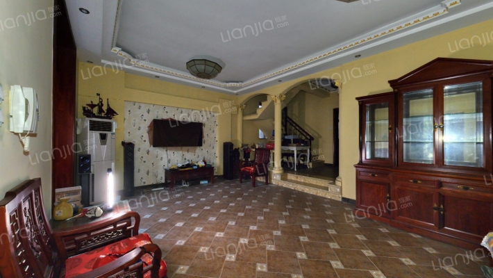 银河花园二手房实景图