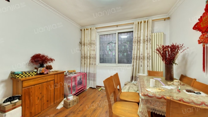 星光机械厂家属院二手房实景图