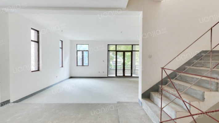 龙湖悠山郡一期二手房实景图