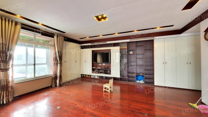 苏圃路187号/177号/171号外办宿舍二手房实景图