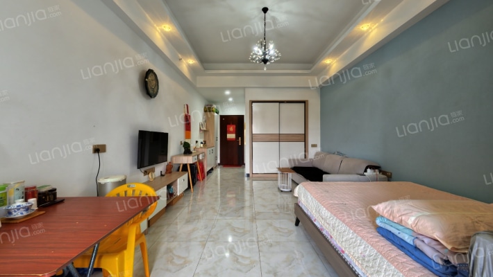 绿地未来城缤纷里二手房实景图