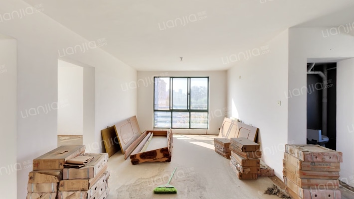 龙井花园二手房实景图