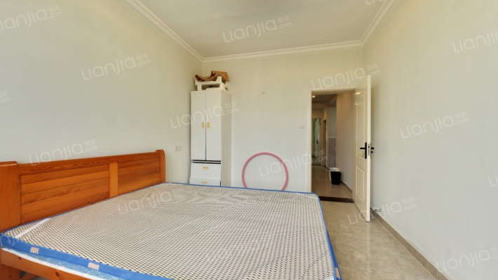 支矶石街11号二手房实景图