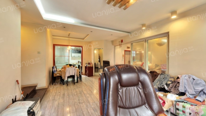 春城雅云轩二手房实景图