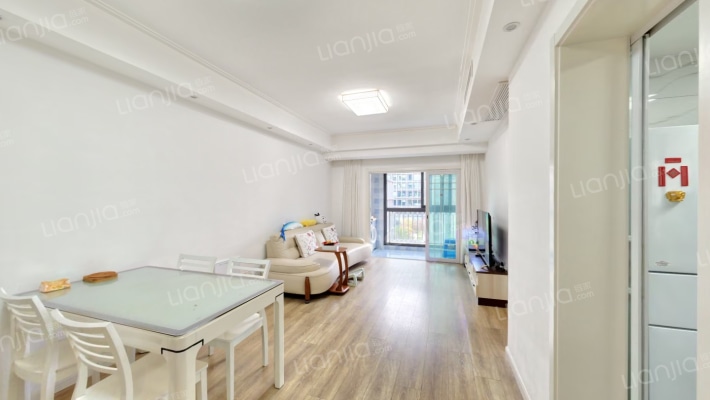 中建锦绣天地二期二手房实景图