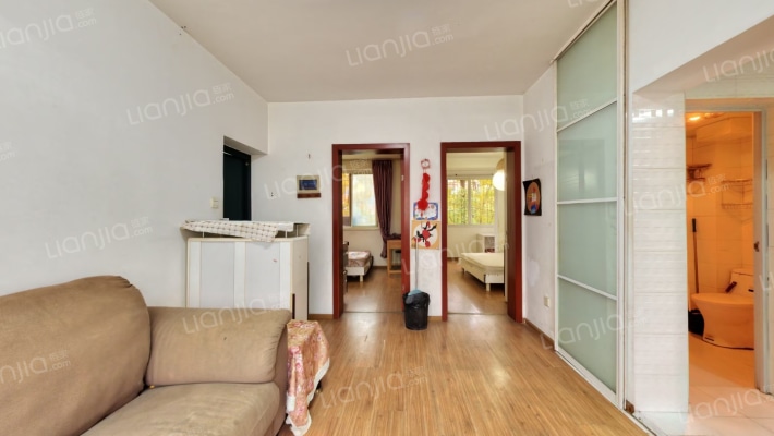 西南财经大学教师宿舍二手房实景图