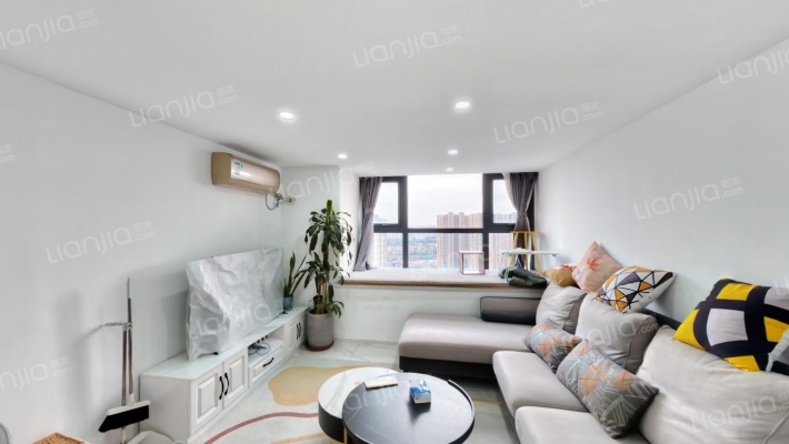 中堂院墅二手房实景图