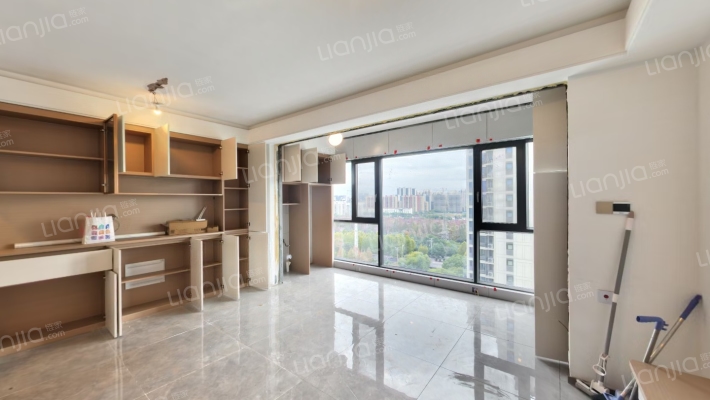 上坤云栖麓二手房实景图