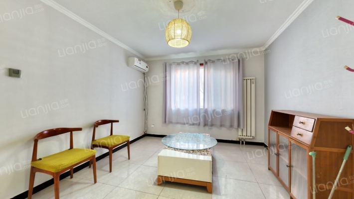 保利罗谷小区二手房实景图