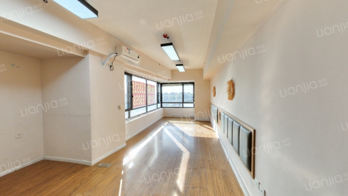 泰格公寓二手房实景图