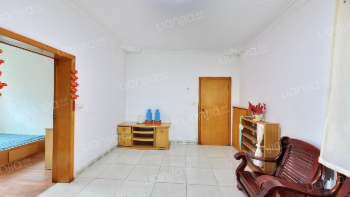 凤凰路105号二手房实景图