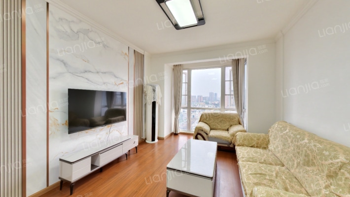 雕刻时光二手房实景图