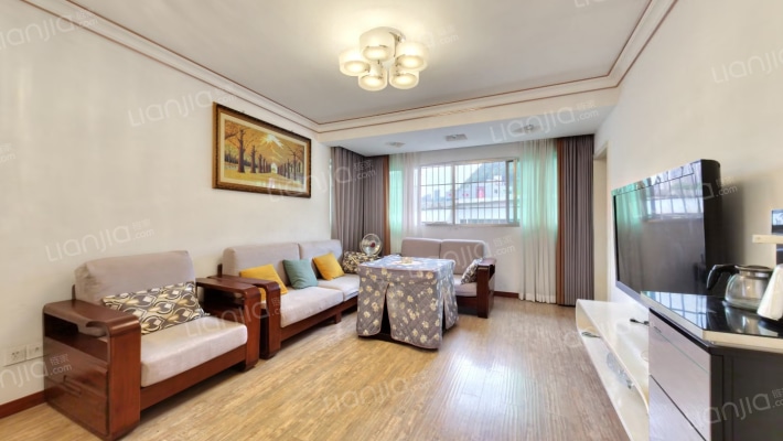 森林花园小区二手房实景图