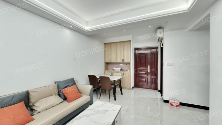 临和家苑北区二手房实景图