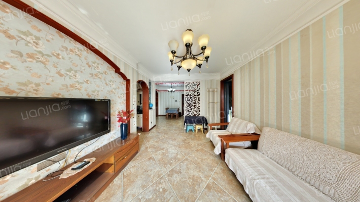 英地天骄华庭二期二手房实景图