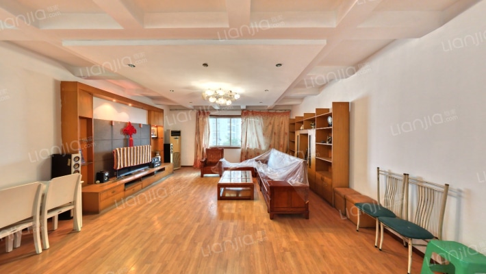 秋实花园二手房实景图