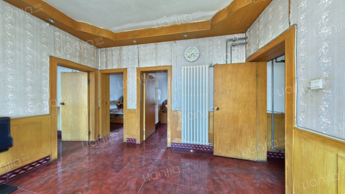 齐礼阎东街50号院二手房实景图