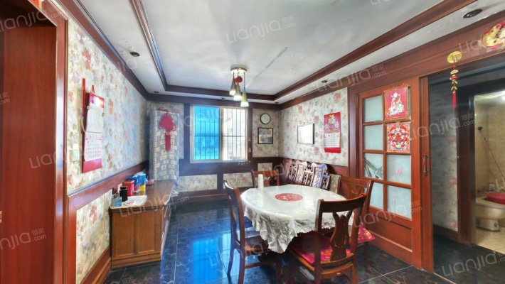 龙苑新村南区二手房实景图