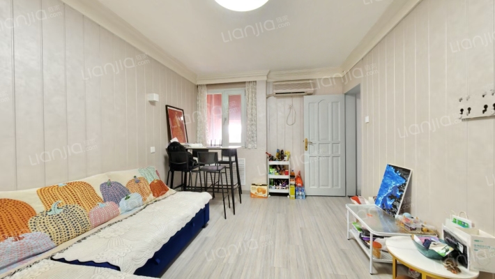 恒松园二手房实景图