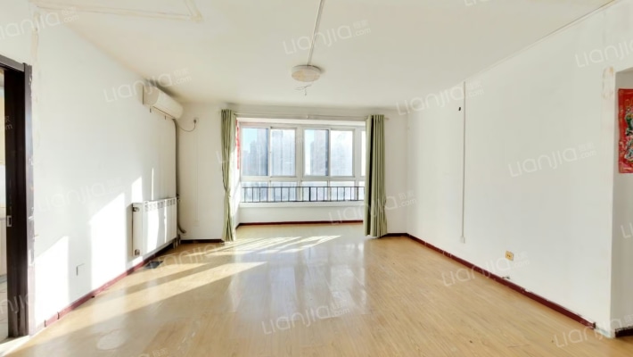 玺萌丽苑二手房实景图