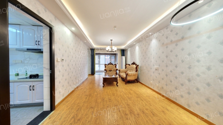 华远海蓝城六期二手房实景图