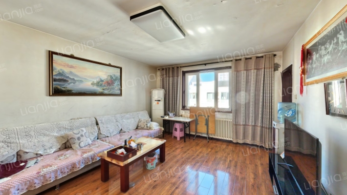 鸿泽园二手房实景图