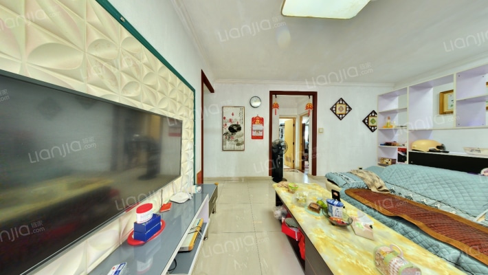 新鸿进花园二手房实景图