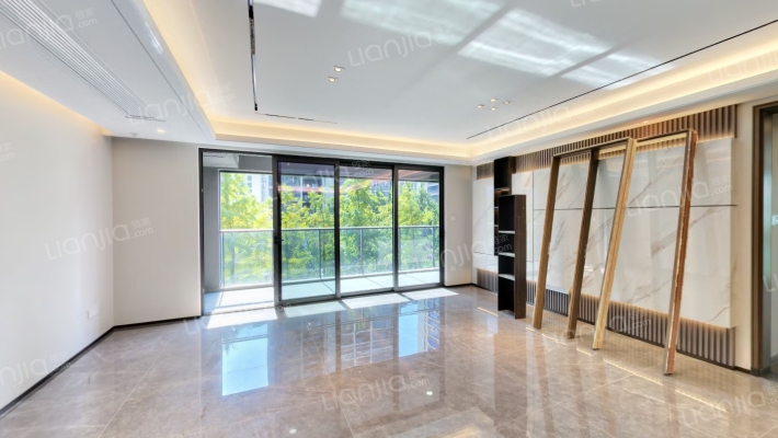 西房宸鹭晴语轩二手房实景图