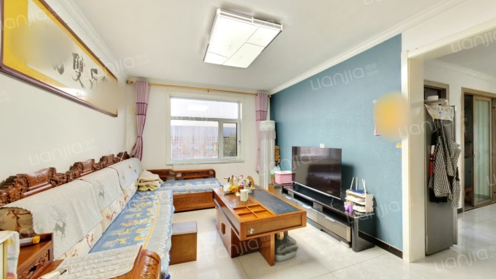 服装厂家属楼二手房实景图