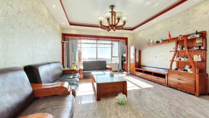 蓝爵公馆二手房实景图