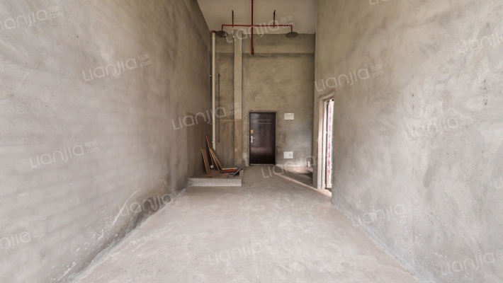 隆鑫爱琴海四期二手房实景图