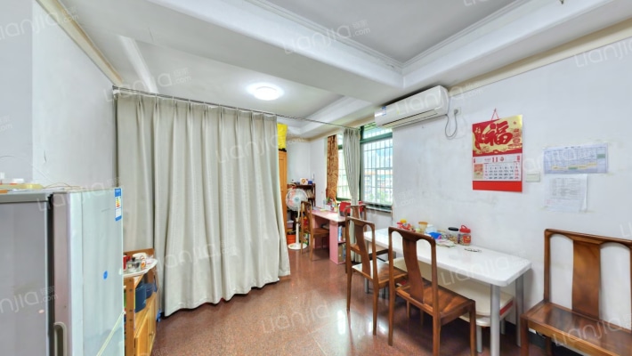 海运小区二手房实景图