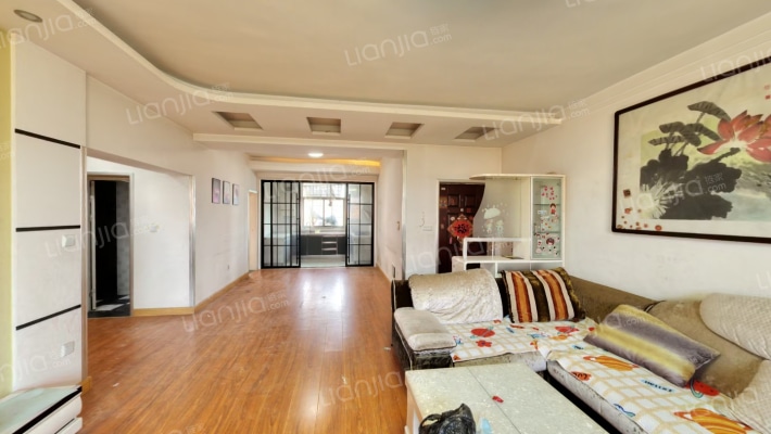 蓝馨苑小区二手房实景图