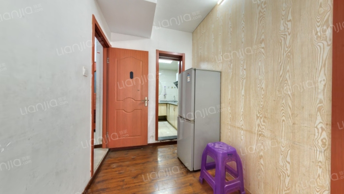 秀里华庭二手房实景图