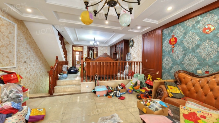 流星花园一区二手房实景图