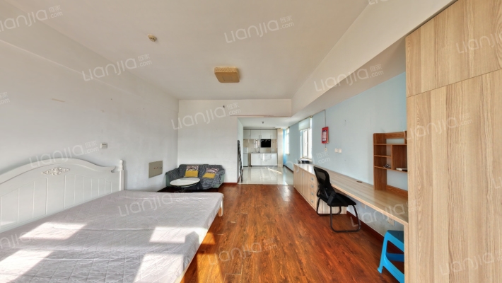 东8区企业公馆二手房实景图