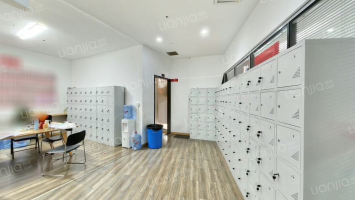 华美欧大厦二手房实景图