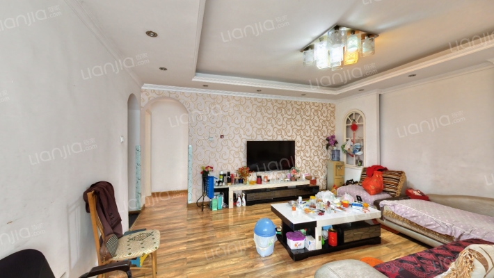 金石怡苑二手房实景图