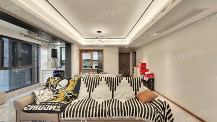 锦澜悦山臻园二手房实景图