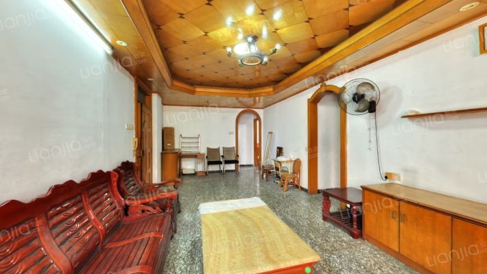 沿江中路二手房实景图