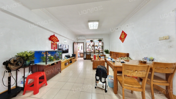 鸿基楼二手房实景图